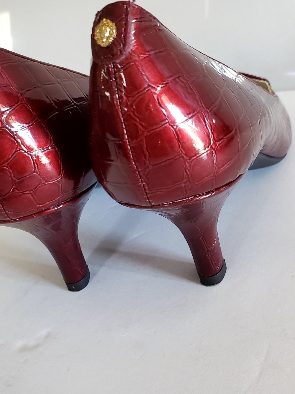 Anne Klein Felice Womens 9M Pointed Toe Kitten Heel Pumps Burgundy Croc New - Picture 4 of 13